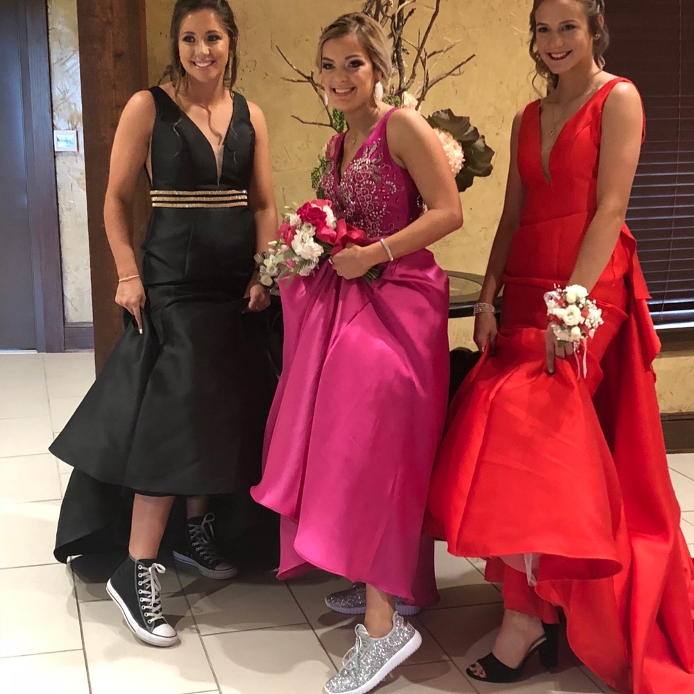 Prom dress - Picture 4 of 6
